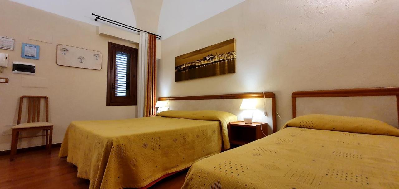 B&B Viaprimaldo Camere Otranto Exterior photo