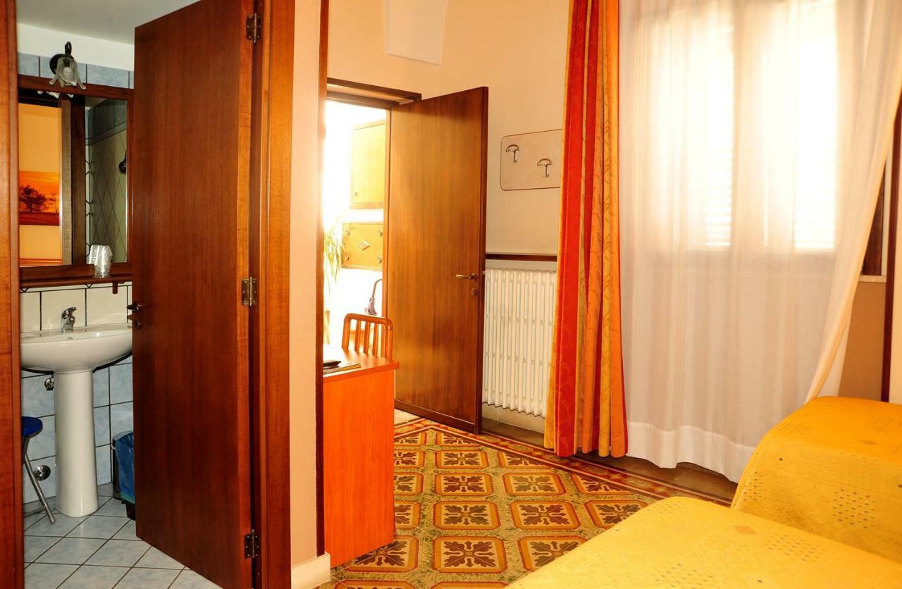 B&B Viaprimaldo Camere Otranto Exterior photo